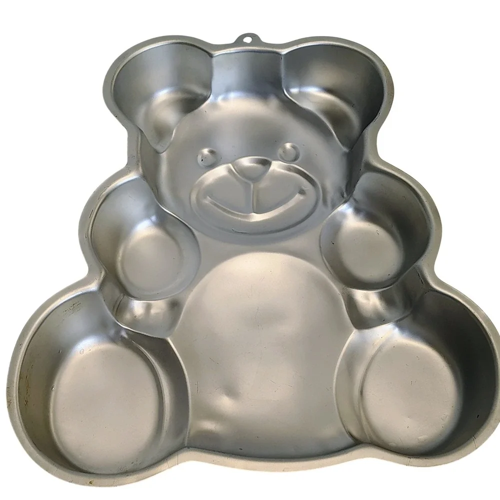 Vintage 1982 Wilton #502-3754 Huggable Teddy Bear Aluminum‎ Cake Pan Retired